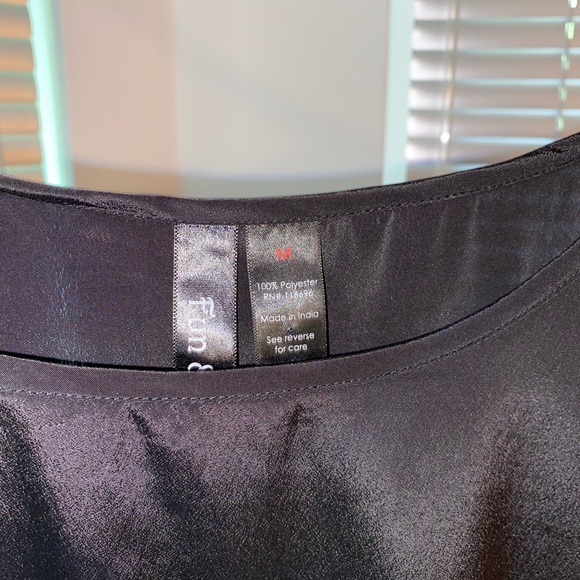 Quarter Sleeve Faux Satin Blouse - Picture 4 of 4